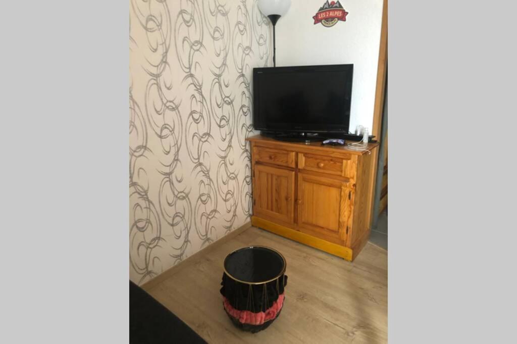 Petit Appartement Labellise Les 2 Alpes Residence Arc En Ciel Telesiege Petite Aiguille Les Deux Alpes Bagian luar foto