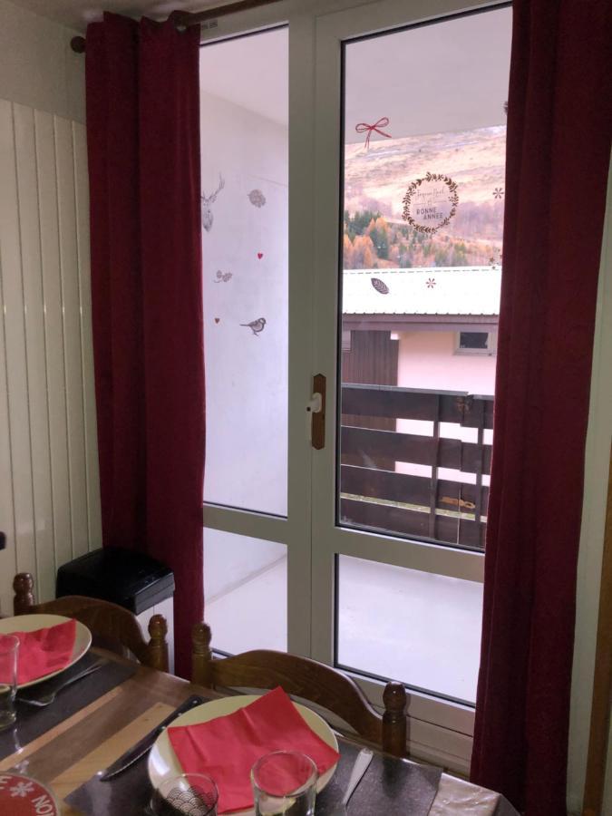 Petit Appartement Labellise Les 2 Alpes Residence Arc En Ciel Telesiege Petite Aiguille Les Deux Alpes Bagian luar foto
