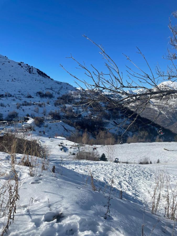 Petit Appartement Labellise Les 2 Alpes Residence Arc En Ciel Telesiege Petite Aiguille Les Deux Alpes Bagian luar foto